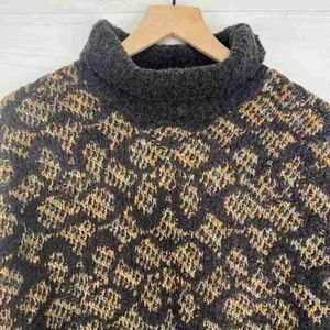 Signature Turtleneck Sweater Women M